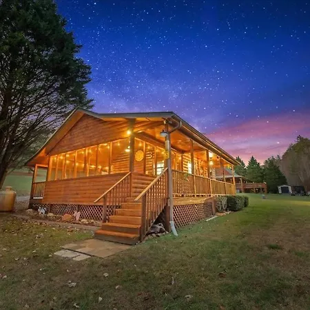 Villa Tnt II Creek Front, Hot Tub, Fire Pit
